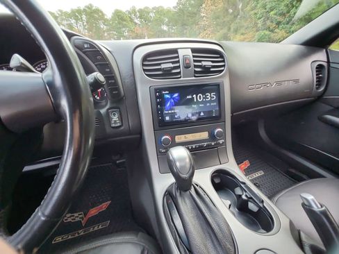 Used 2007 Chevrolet Corvette Coupe image 17