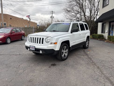Used 2017 Jeep Patriot High Altitude image 1