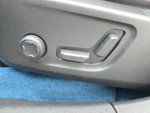 Certified 2023 Volvo C40 P8 Recharge Ultimate image 29