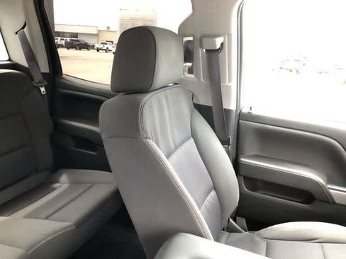 Used 2017 Chevrolet Silverado 1500 LT AWD/4WD image 17