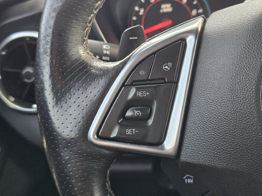 Used 2016 Chevrolet Camaro SS RWD image 26