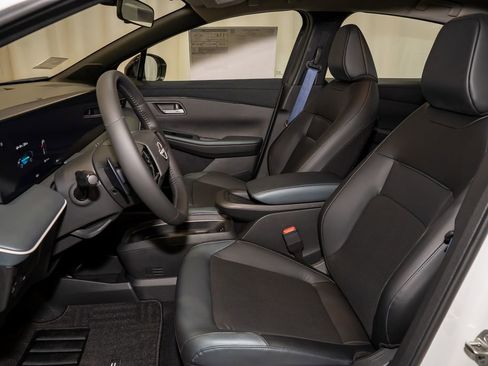 New 2026 Nissan Leaf SV+ w/ Illuminated Package image 12