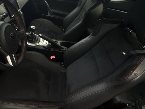 Used 2013 Subaru BRZ Limited w/ Popular Pkg 1A RWD image 12