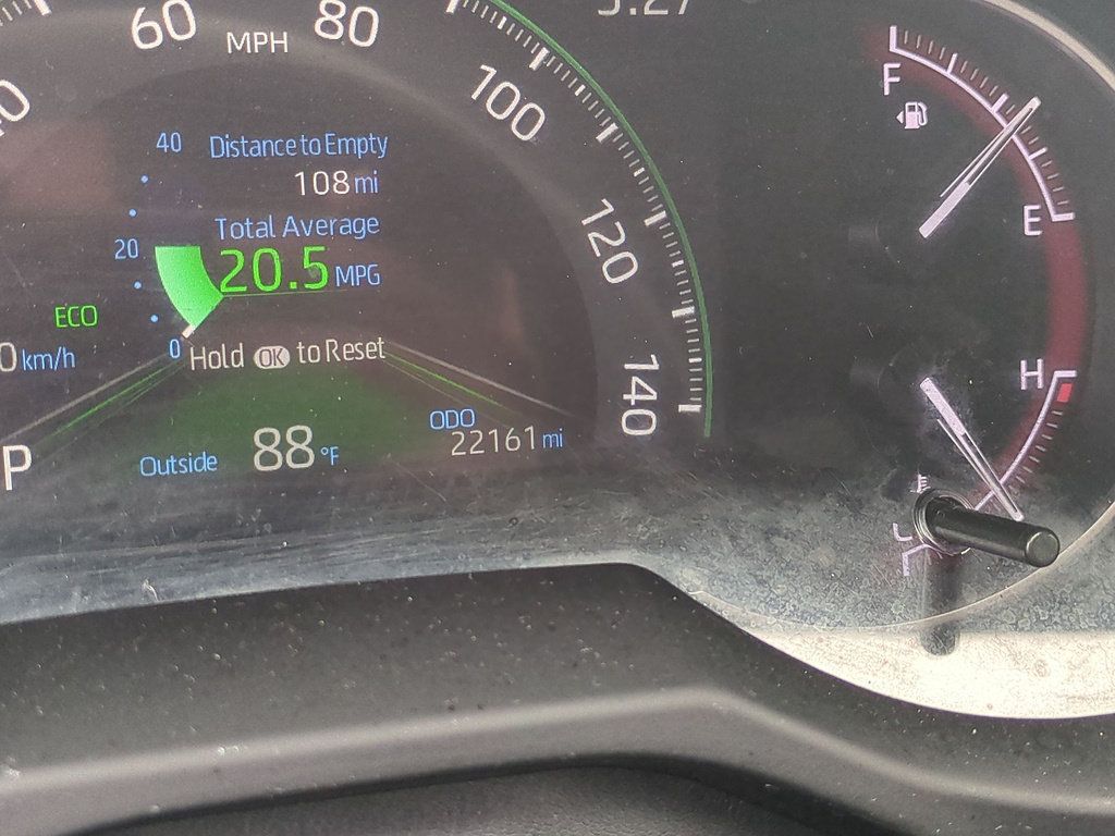 Used 2024 Toyota RAV4 LE FWD image 20