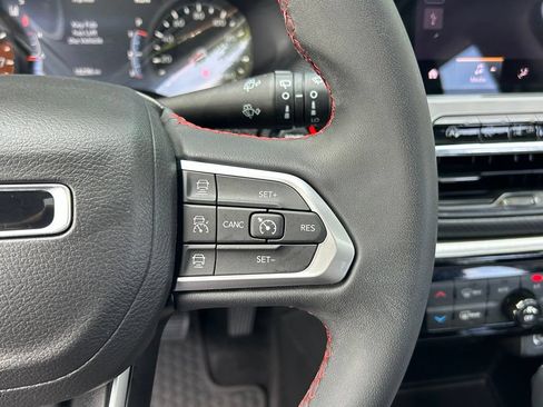 Used 2022 Jeep Compass Trailhawk w/ Sun and Sound Group AWD/4WD image 24