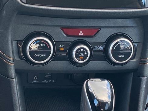 Used 2021 Subaru Crosstrek 2.0i Premium image 10