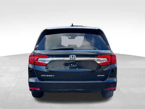 Used 2018 Honda Odyssey Touring image 7