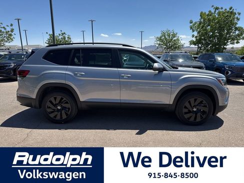 New 2026 Volkswagen Atlas SE FWD image 6