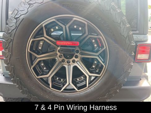 Used 2024 Jeep Wrangler Willys image 50