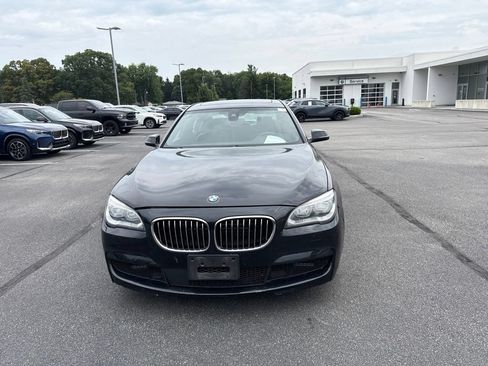 Used 2014 BMW 750Li xDrive AWD/4WD image 2