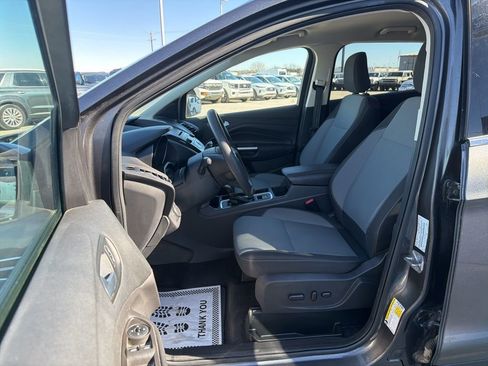 Used 2018 Ford Escape SE image 10