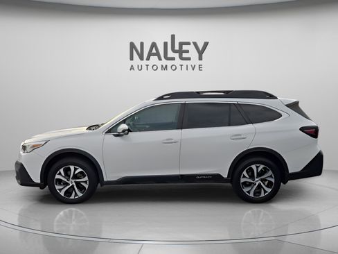Used 2022 Subaru Outback Limited image 3