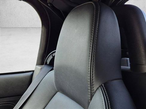 Used 2015 MAZDA MX-5 Miata Grand Touring w/ Premium Package RWD image 12