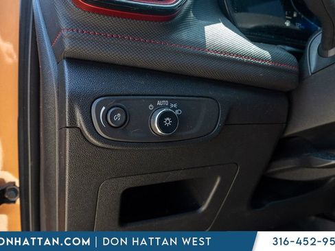 Used 2024 Chevrolet TrailBlazer RS w/ Convenience Package FWD image 16