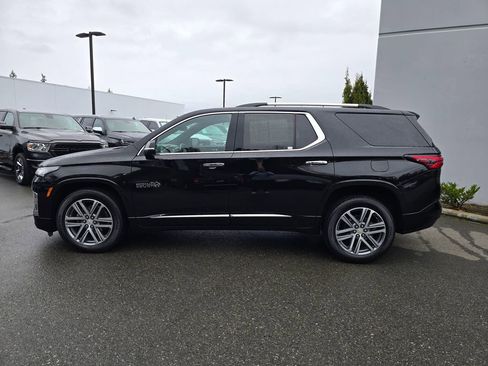 Used 2023 Chevrolet Traverse High Country w/ LPO, Floor Liner Package image 2