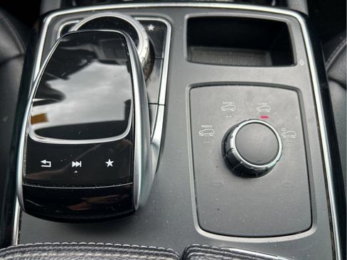 Used 2018 Mercedes-Benz GLE 350 image 33