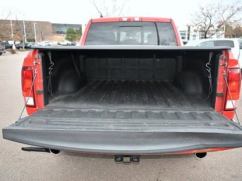 Used 2018 RAM 1500 SLT image 7