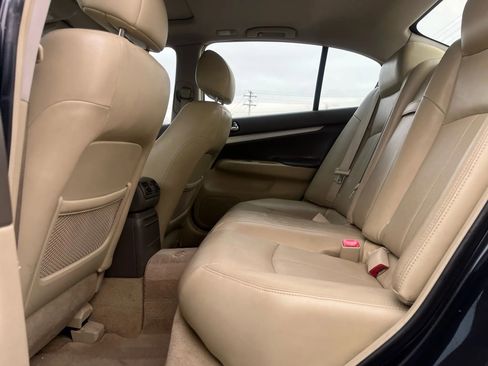 Used 2009 INFINITI G37 Journey w/ Premium Pkg image 10