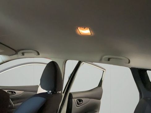 Used 2020 Nissan Rogue Sport S FWD image 15