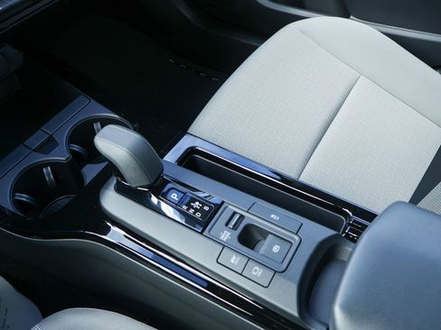 New 2026 Toyota Prius LE FWD image 13