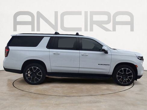 Used 2024 Chevrolet Suburban RST w/ Luxury Package AWD/4WD image 13