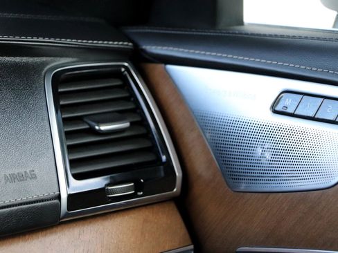 Used 2017 Volvo XC90 T8 Excellence image 28