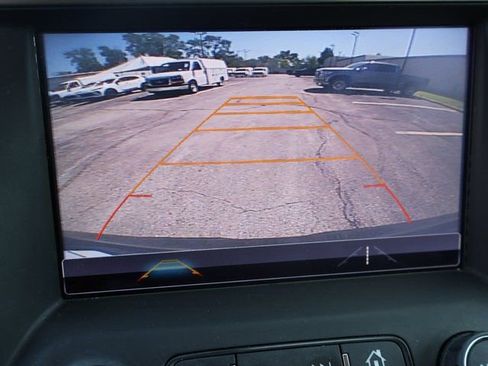 Used 2017 GMC Acadia SLT FWD image 25