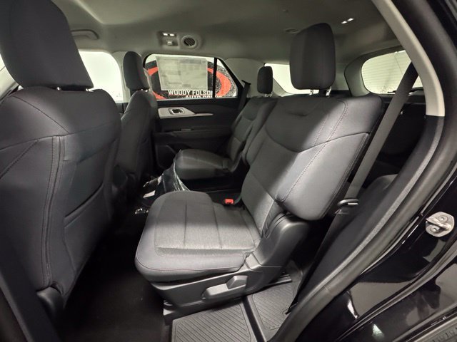 New 2026 Ford Explorer Active RWD image 12