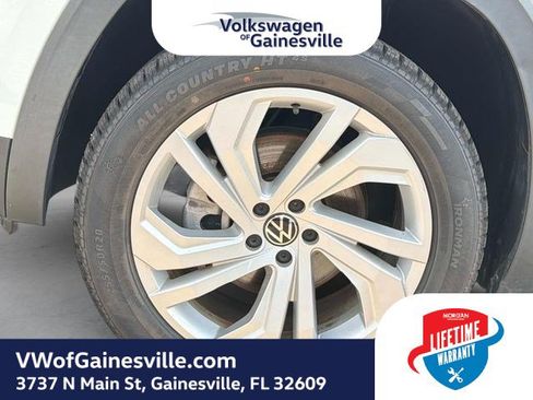 Used 2023 Volkswagen Atlas SE FWD image 11