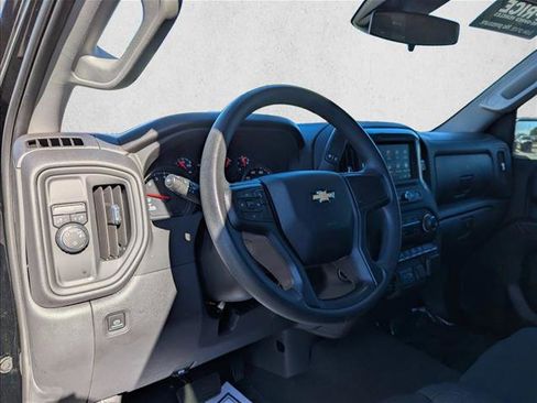 Used 2024 Chevrolet Silverado 1500 Custom image 12