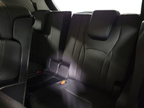 Used 2021 Lexus RX 350L Premium w/ Premium Package image 23