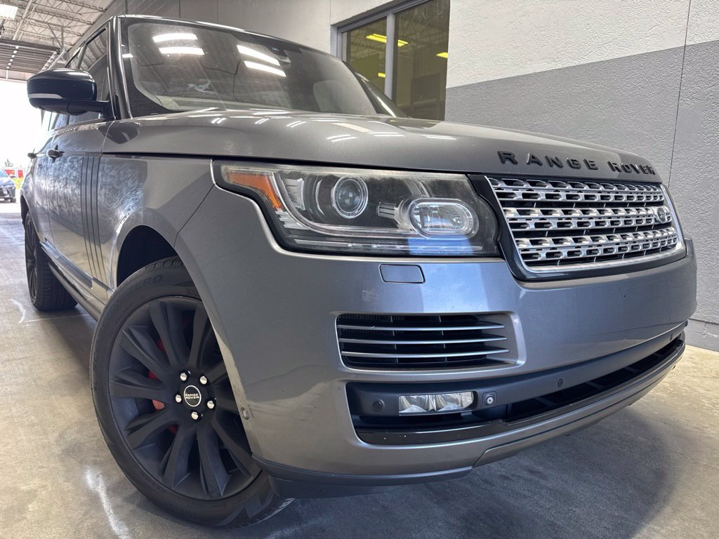 Used 2015 Land Rover Range Rover Supercharged AWD/4WD image 2