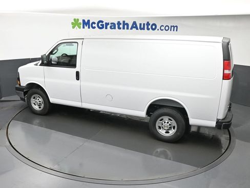 New 2026 Chevrolet Express 2500 w/ Driver Convenience Package RWD image 21