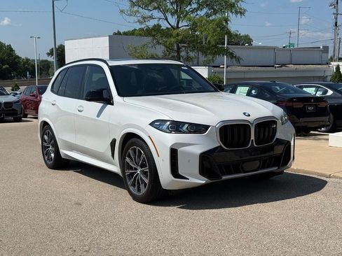 Used 2024 BMW X5 M60i AWD/4WD image 1