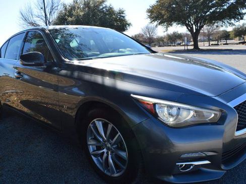 Used 2015 INFINITI Q50 Premium w/ Navigation Package image 3