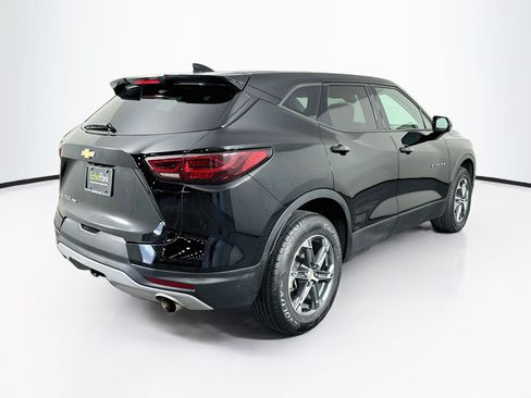 Used 2025 Chevrolet Blazer LT AWD/4WD image 9