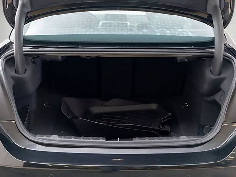 Used 2019 BMW 440i xDrive Coupe w/ M Sport Package image 11