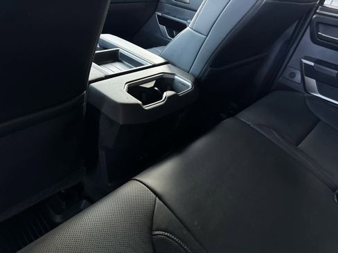 Used 2023 Toyota Tundra Limited image 28