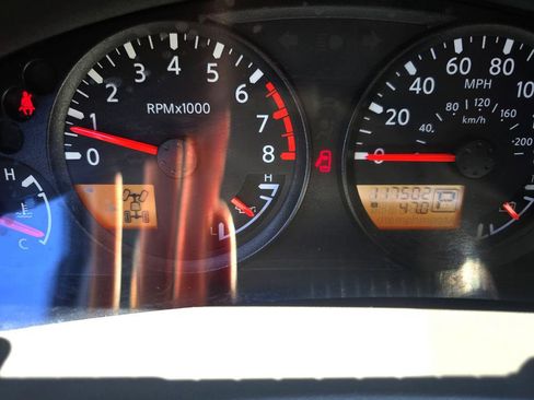 Used 2017 Nissan Frontier SV AWD/4WD image 18