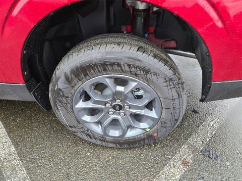 New 2026 Ford Maverick XLT image 8