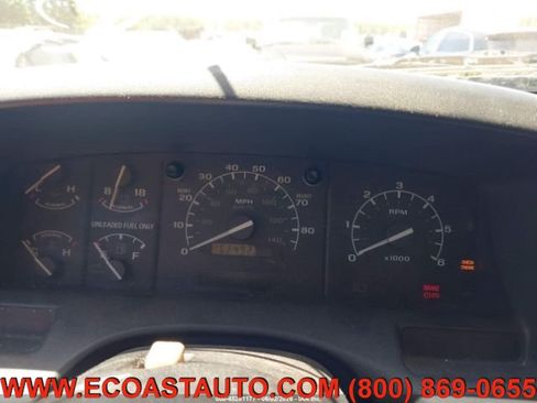 Used 1993 Ford F150 4x4 Regular Cab image 9