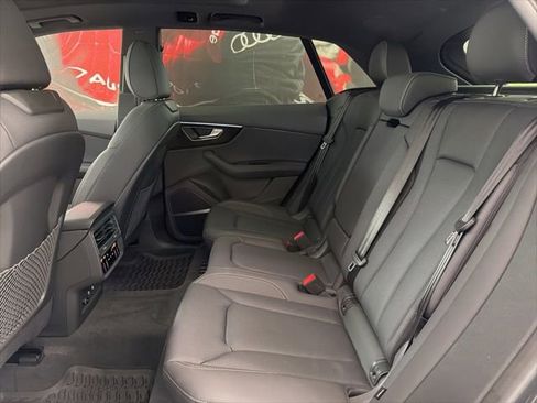 Used 2025 Audi Q8 Premium Plus AWD/4WD image 9