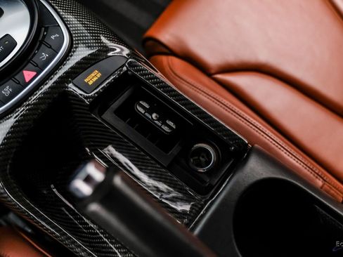 Used 2010 Audi R8 V10 image 70