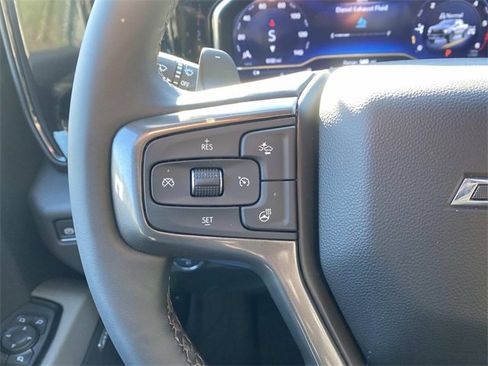 Used 2025 Chevrolet Silverado 1500 ZR2 w/ Technology Package image 26