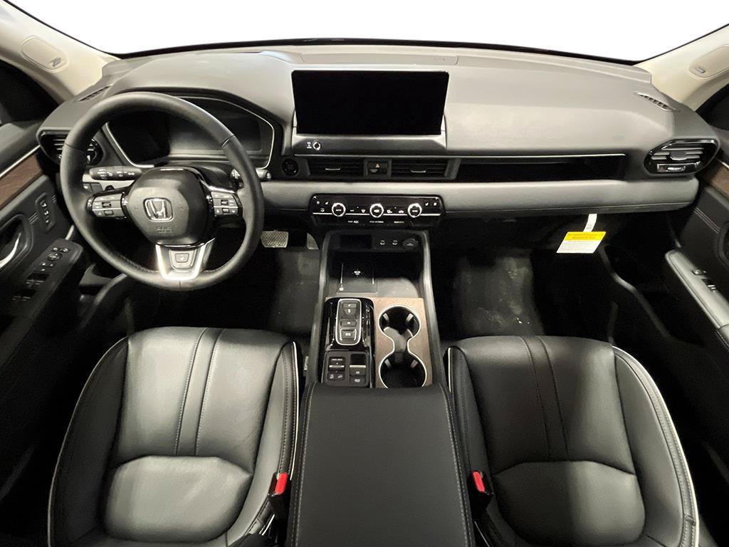 New 2026 Honda Pilot Elite image 2