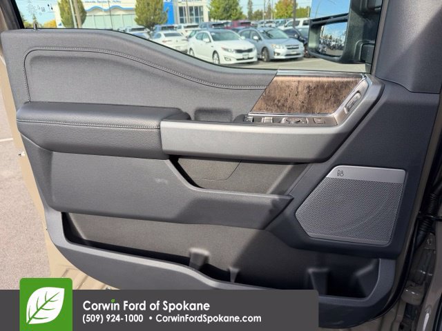 New 2026 Ford F350 Lariat w/ Tremor Off-Road Package AWD/4WD image 18