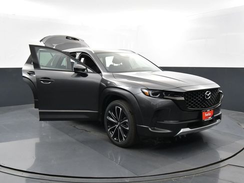 New 2025 MAZDA CX-50 AWD 2.5 Turbo w/ Cargo Package image 37