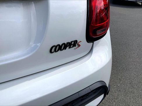 Certified 2023 MINI Cooper S w/ Signature Upholstery Package image 9