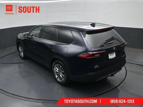 Used 2025 Toyota Grand Highlander AWD image 56