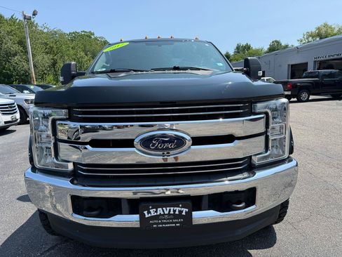 Used 2017 Ford F250 XL w/ Power Equipment Group AWD/4WD image 3